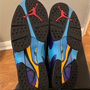 Retro 8 aqua size 10
